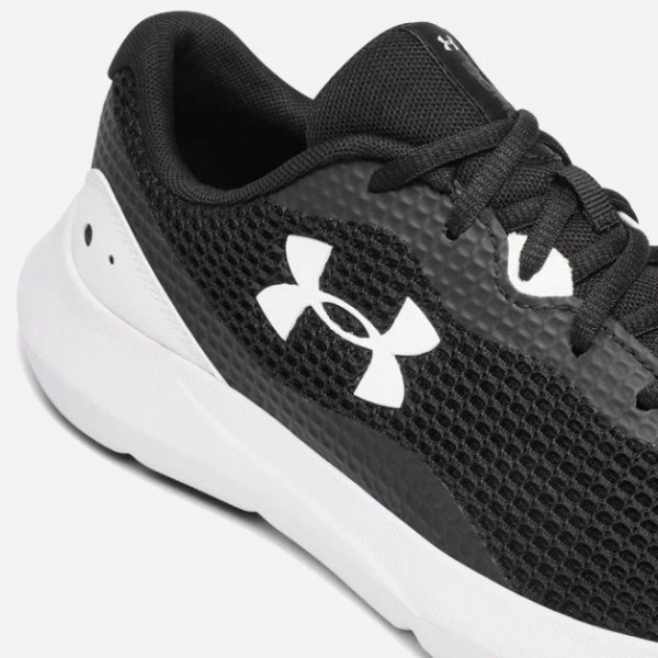 Кросівки чоловічі Under Armour Surge 3 (3024883-001)