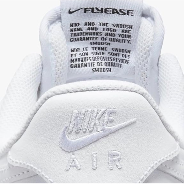 Кросівки жіночі Nike Air Force 1 07 Flyease (DX5883-100)