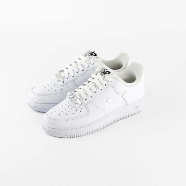 Кросівки жіночі Nike Air Force 1 Low '07 Se Just Do It Triple White (FB8251-100)